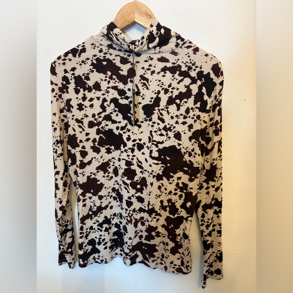 Chapter Black and Cream Patterned Top